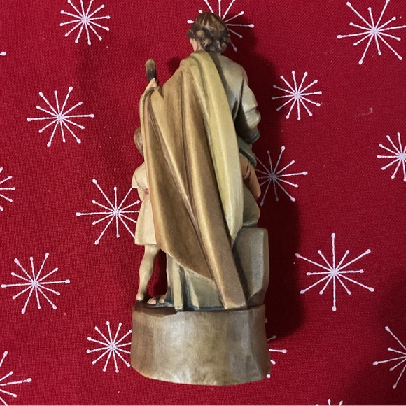 Anri 6” Holy Family Woodcarving - Picture 4 of 5